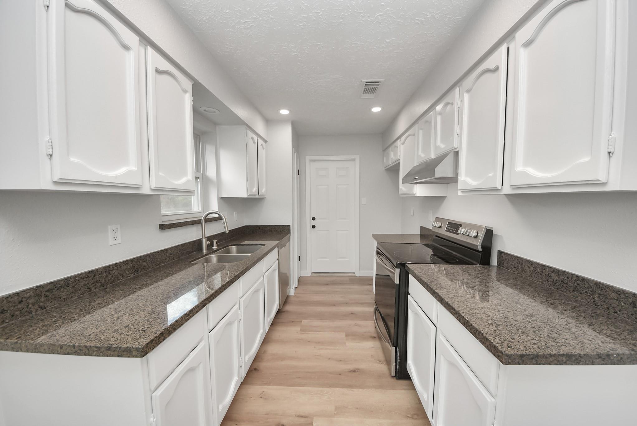 5918 Crooked Post Road