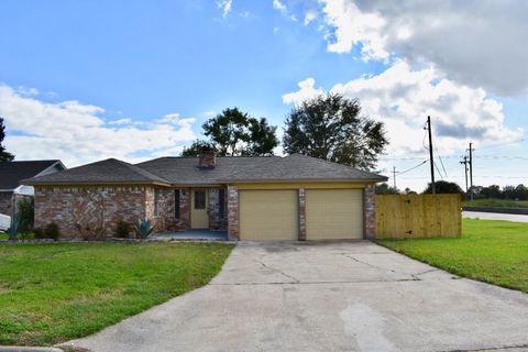 Photo of 521 N 26th Avenue, Texas City, TX 77590 (MLS # 24248899)