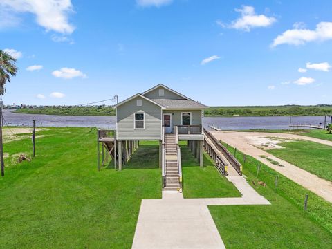 Photo of 1656 County Road 616, Sargent, TX 77414 (MLS # 22044668)