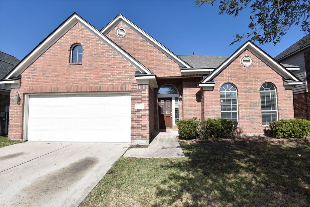 Photo of 9907 Up Country Lane, Conroe, TX 77385 (MLS # 29612562)