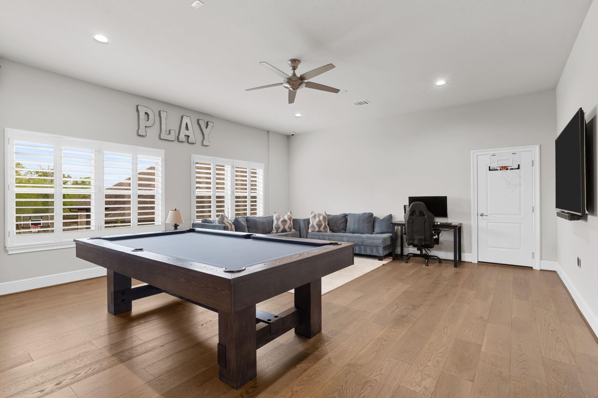 Missouri City, Texas, 77459, United States, 5 Bedrooms Bedrooms, ,6 BathroomsBathrooms,Residential,Active,2035125