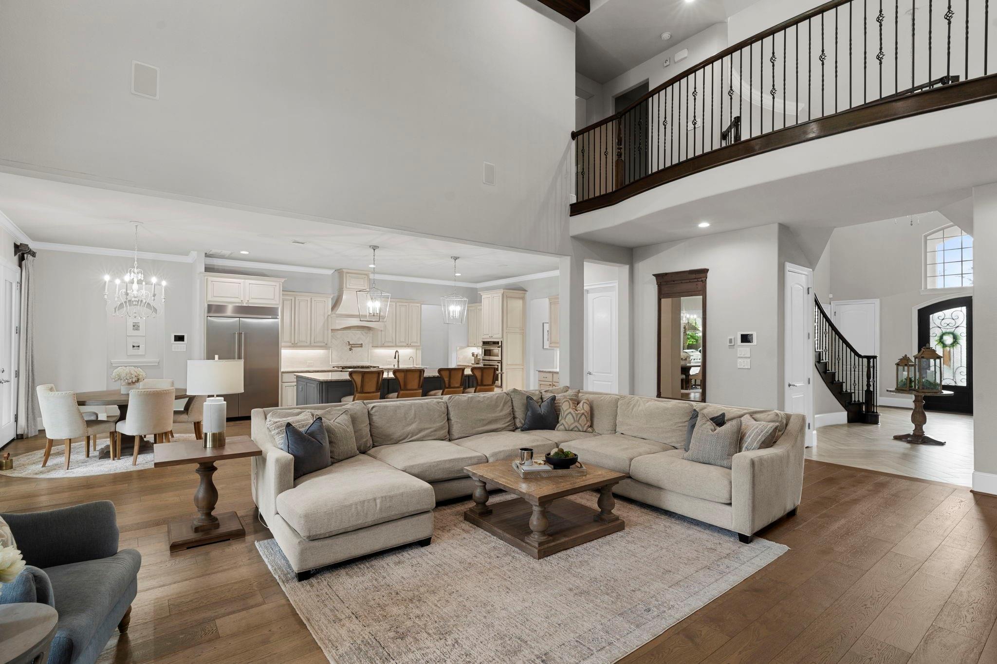 Missouri City, Texas, 77459, United States, 5 Bedrooms Bedrooms, ,6 BathroomsBathrooms,Residential,Active,2035125