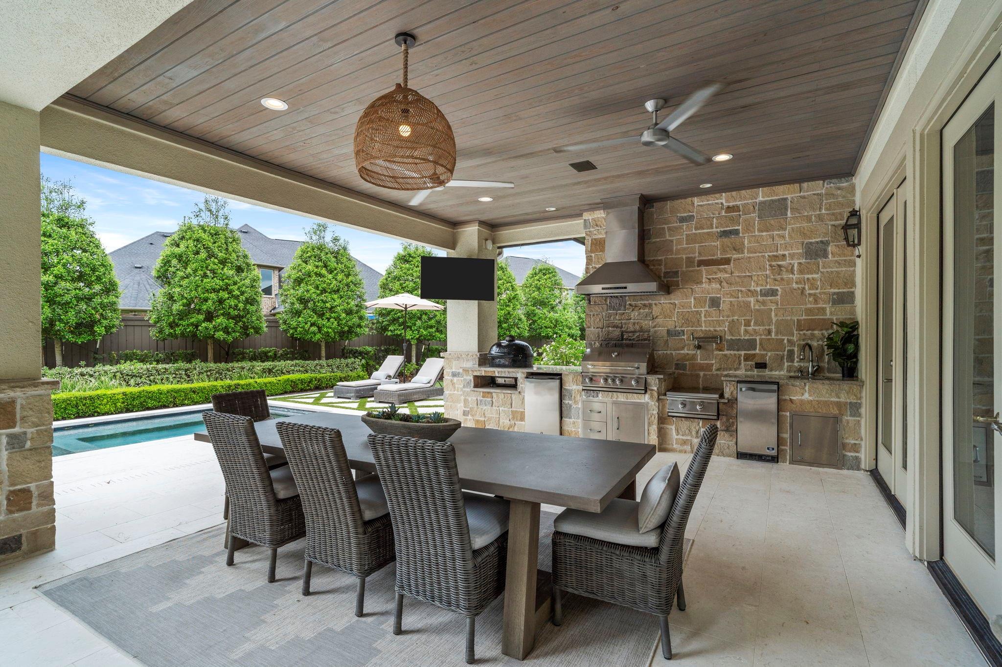 Missouri City, Texas, 77459, United States, 5 Bedrooms Bedrooms, ,6 BathroomsBathrooms,Residential,Active,2035125