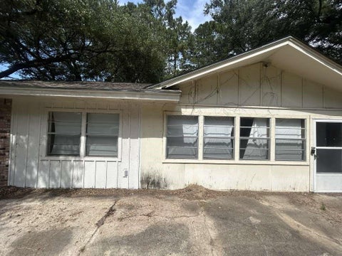 Photo of 1806 S Elizabeth Avenue, Kirbyville, TX 75956 (MLS # 4037923)