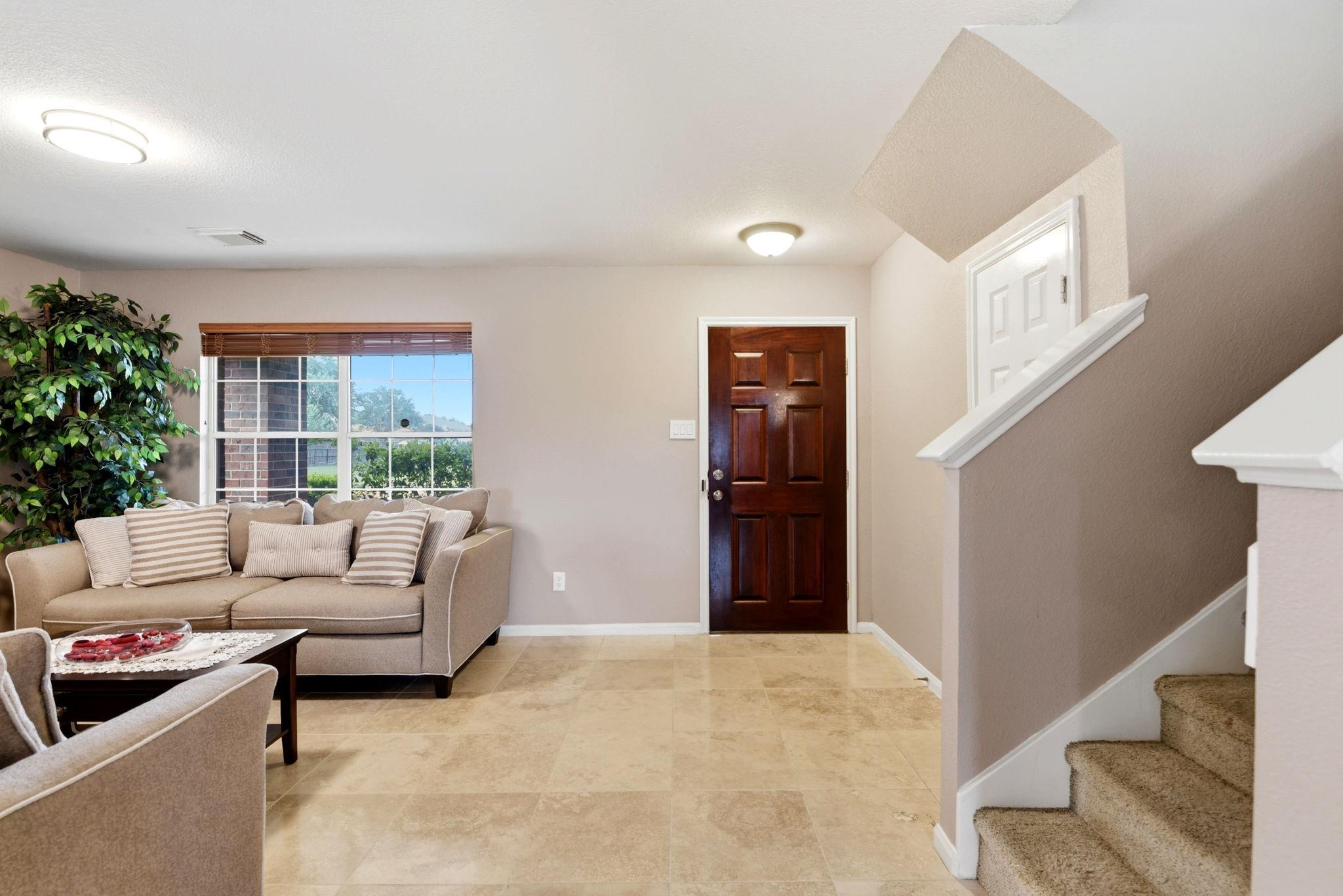 5702 Taylan Lane