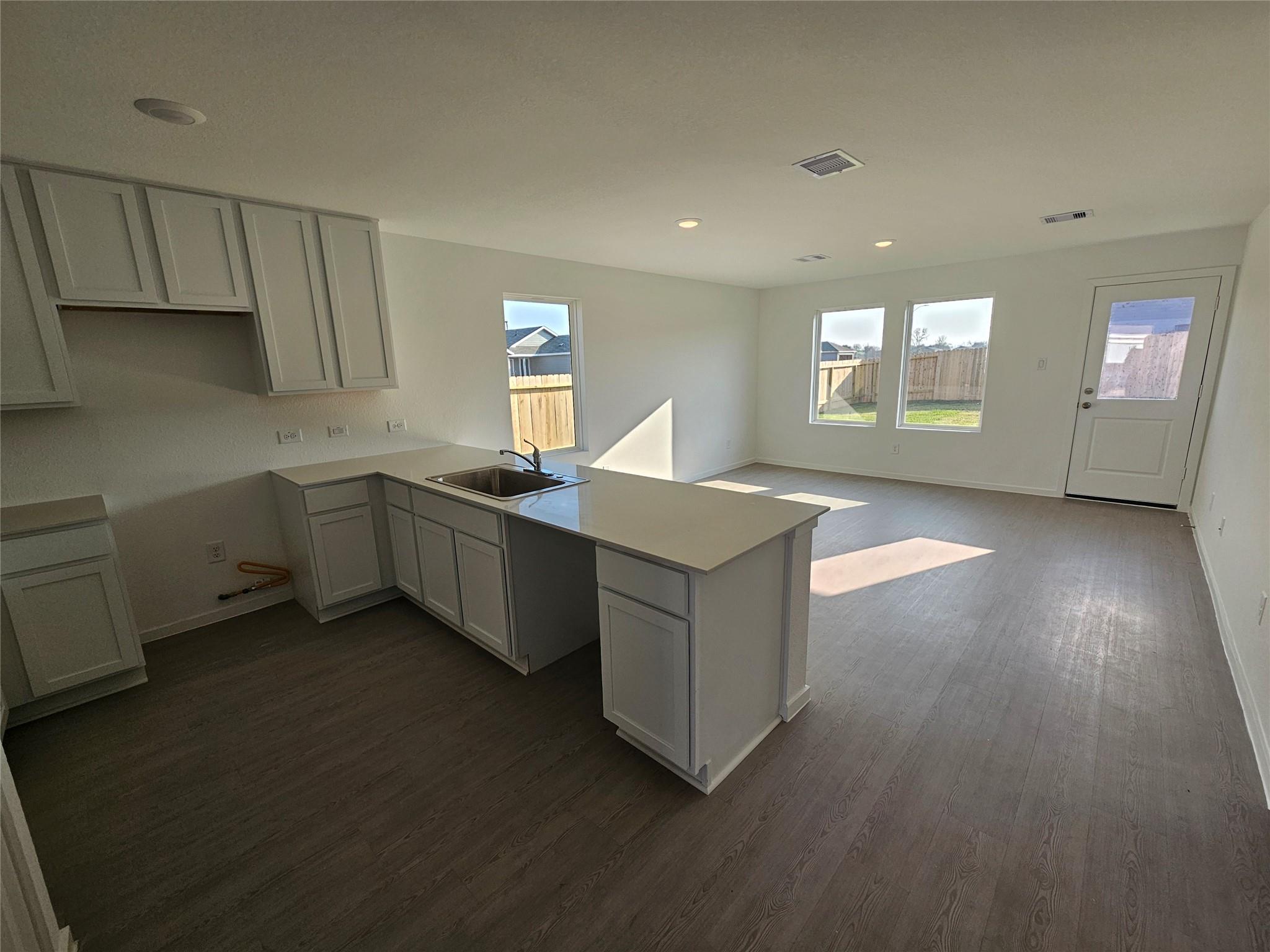 6123 Daintree Court