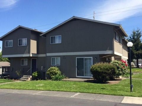 Condo For Rent - 1315 N 18th St St<br/> Mount Vernon, WA 98273