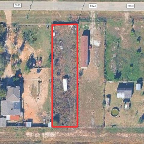 Photo of 905 County Road 5023, Cleveland, TX 77327 (MLS # 10651610)