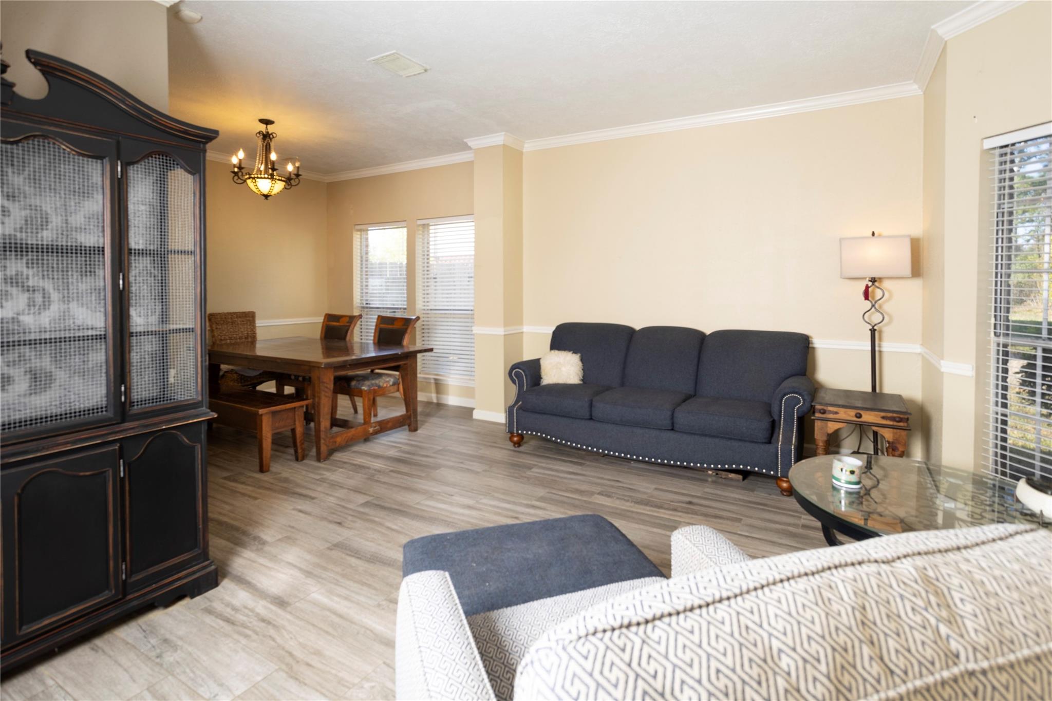 1015 Highland Woods Drive