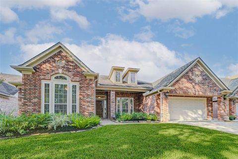 Photo of 3302 Brinmont Place Lane, Katy, TX 77494 (MLS # 21215098)