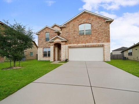 Photo of 13206 Barrington Oaks Circle, Houston, TX 77044 (MLS # 54917756)