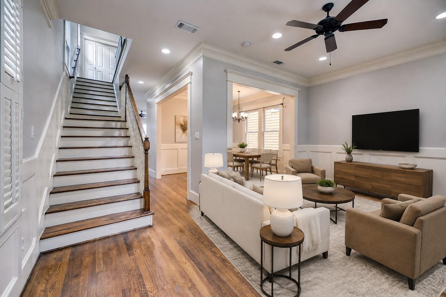 426 W 25th Street