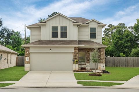 Photo of 22306 Forest Gorge Lane, Spring, TX 77373 (MLS # 4192015) Photo of 22306 Forest Gorge Lane, Spring, TX 77373 (MLS # 4192015)