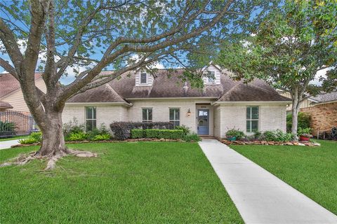 Photo of 1034 Thornton Road, Houston, TX 77018 (MLS # 92456419)