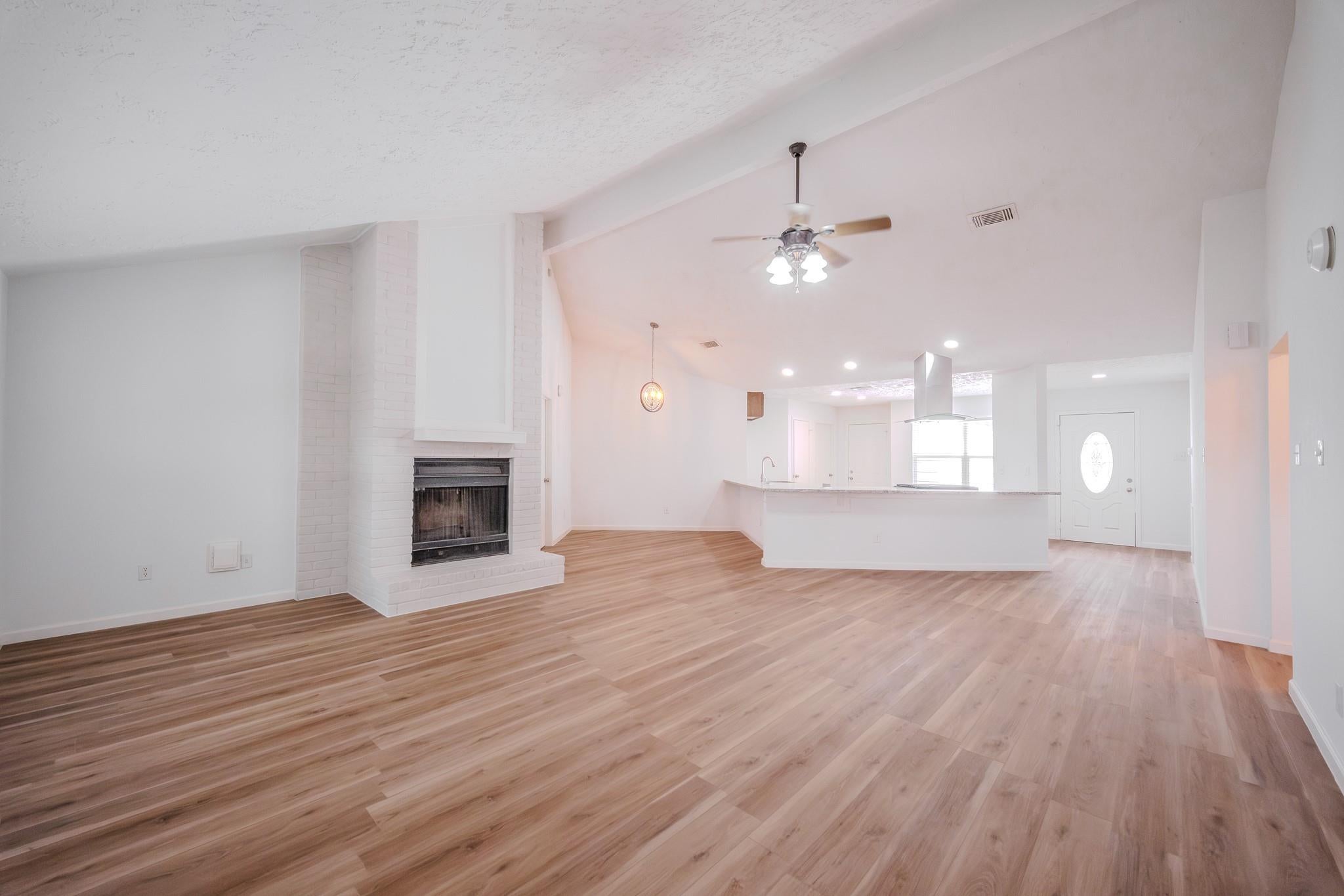 1126 Beechbend Drive