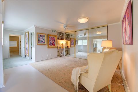 Tiny photo for 880 Tully Road #29, Houston, TX 77079 (MLS # 22345646)