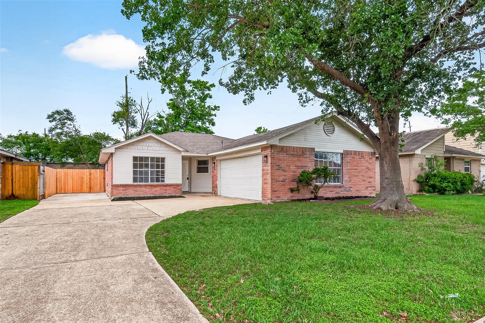 18611 Spinney Lane Drive