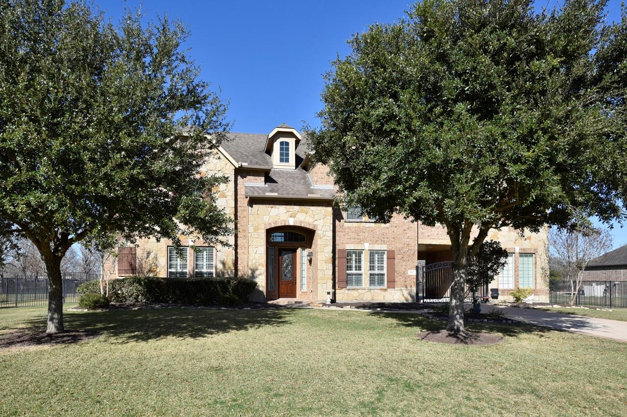 6010 Crystal Water Drive
