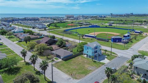 Photo of 8029 Beluche Drive, Galveston, TX 77551 (MLS # 85495468)