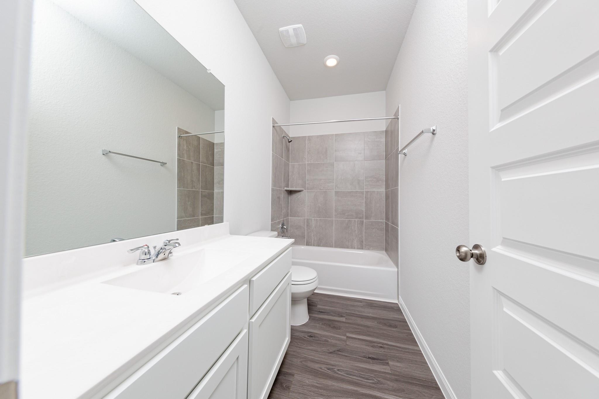 3001 Bristlegrass Street