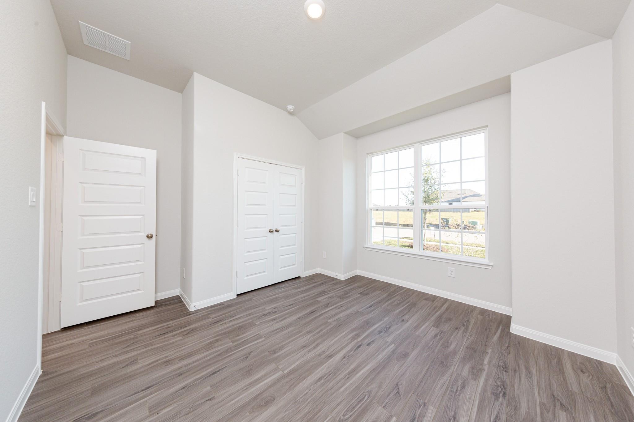 3001 Bristlegrass Street