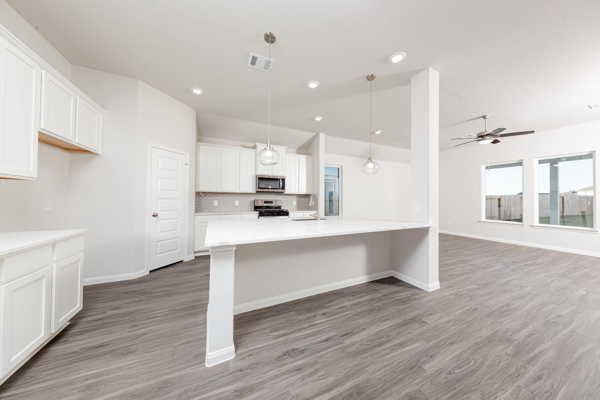 3001 Bristlegrass Street