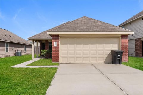 Photo of 6043 Sunrise Light Lane, Houston, TX 77048 (MLS # 55903274)