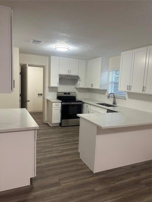 8223 GULF TREE LN, HOUSTON, TX 77075 - Image b6eb2f3dfc87fd1c158b5edfc4e91cbb/2246248738