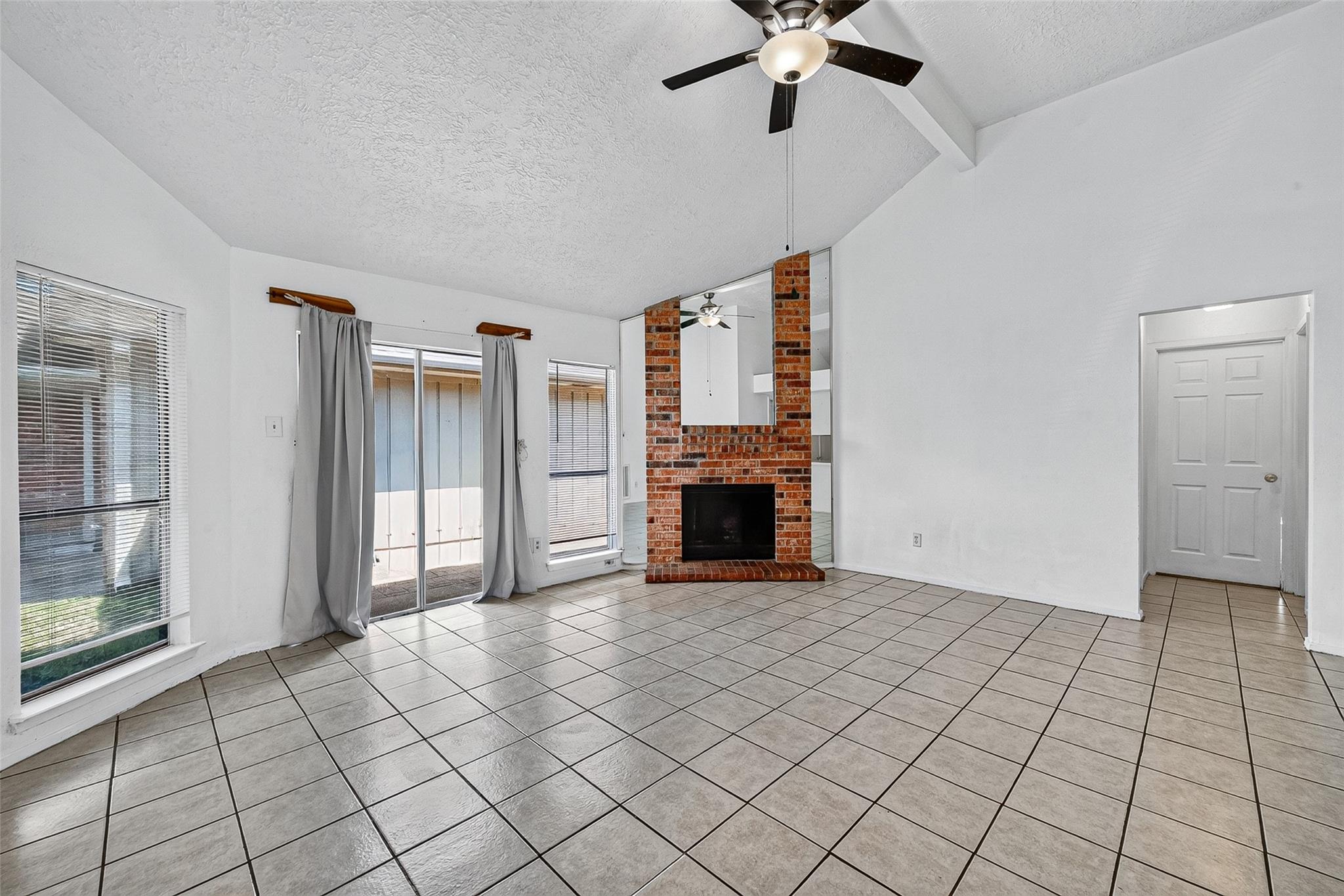 4632 Greenwood Drive