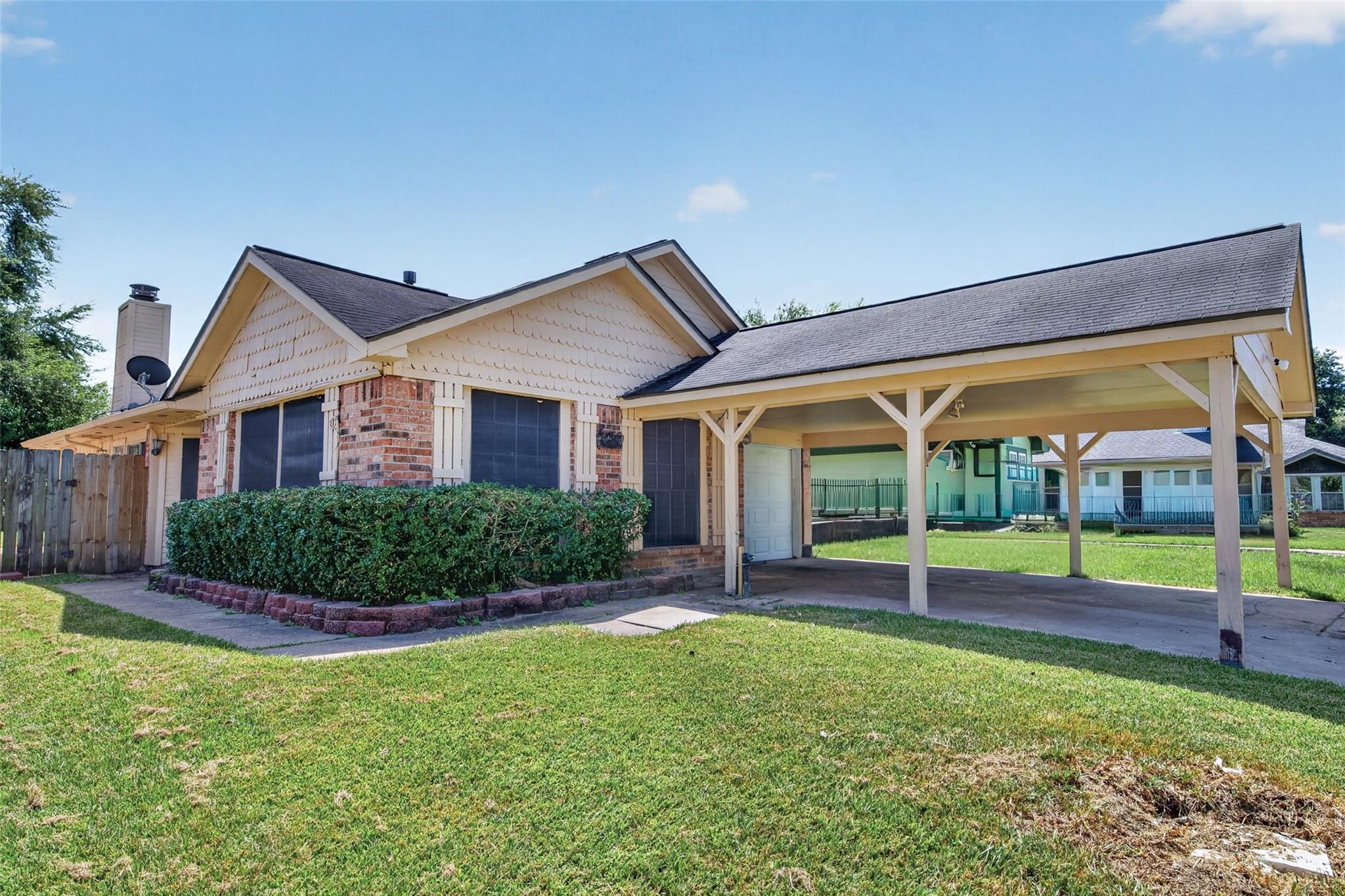 4632 Greenwood Drive