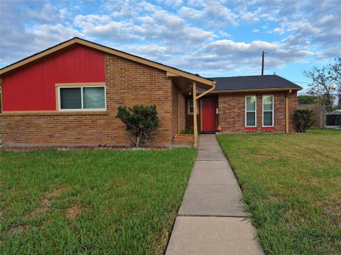 Homes For Sale - 12603 S Coast Drive Dr<br/> Houston, TX 77047