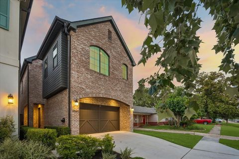 Photo of 8560 Forum Drive, Houston, TX 77055 (MLS # 25907360)