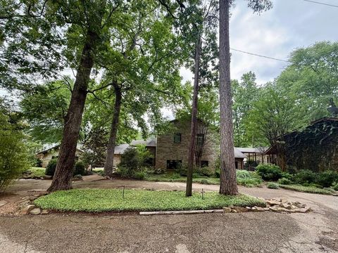 Photo of 204 Yellow Creek Trail, Crockett, TX 75835 (MLS # 26985660)