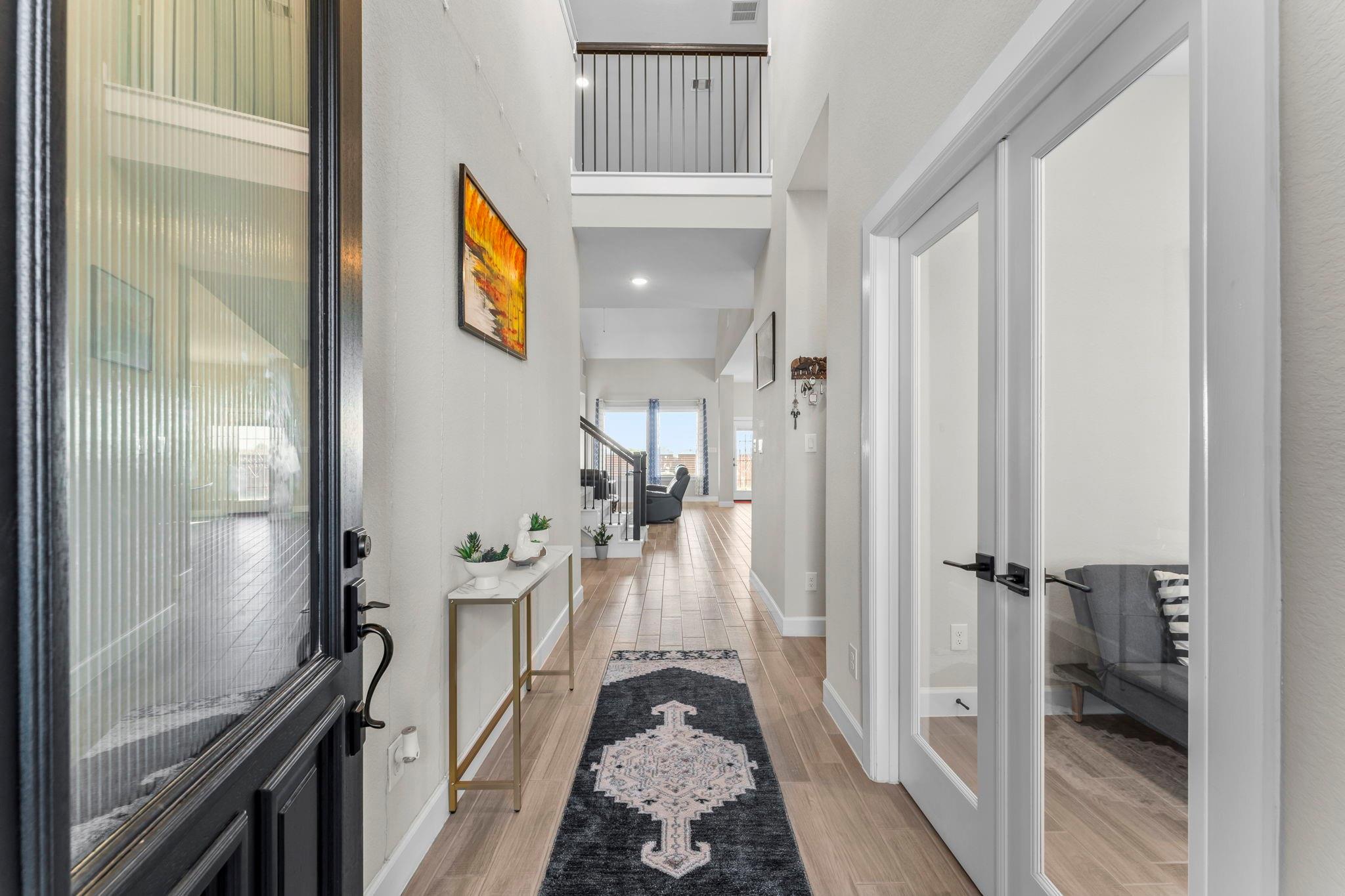13811 Via Toluca Trail