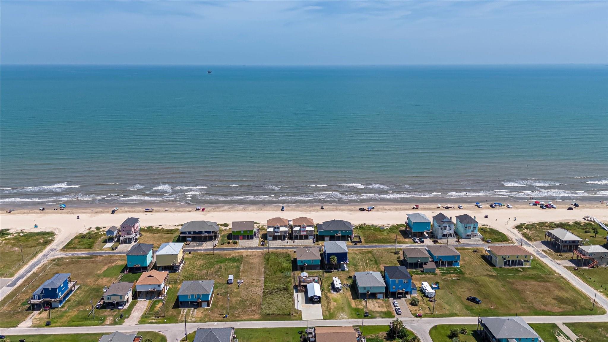1126 Gulfview Lane
