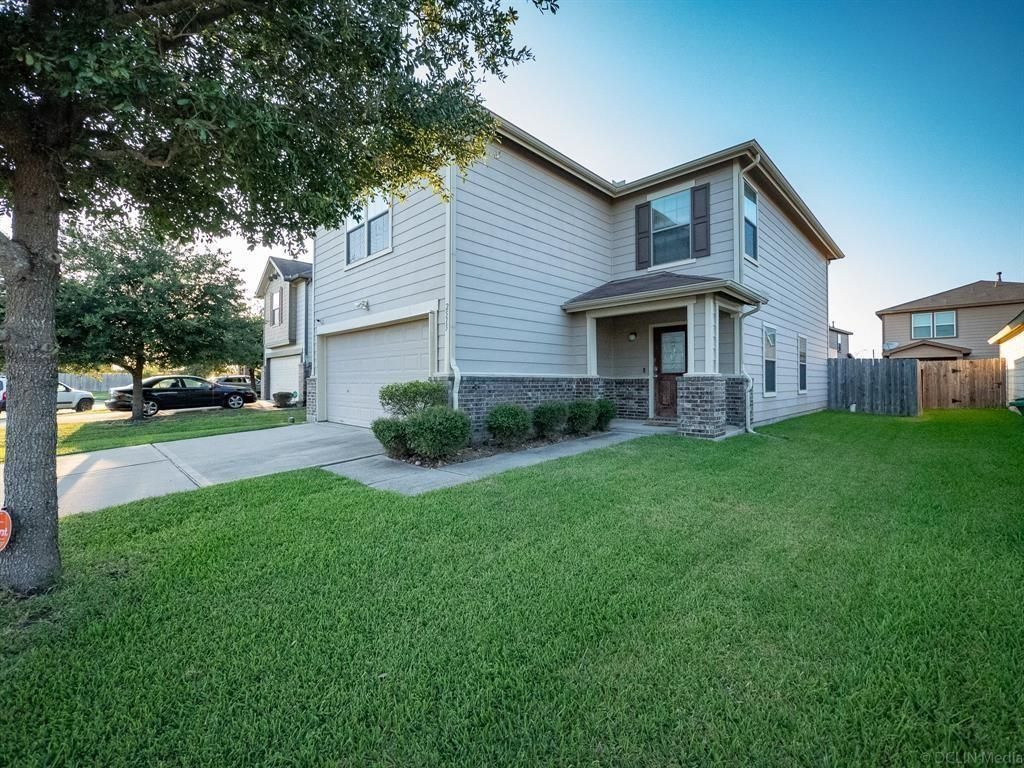 Photo of 2515 Skyview Cove Court, Houston, TX 77047 (MLS # 45283117)