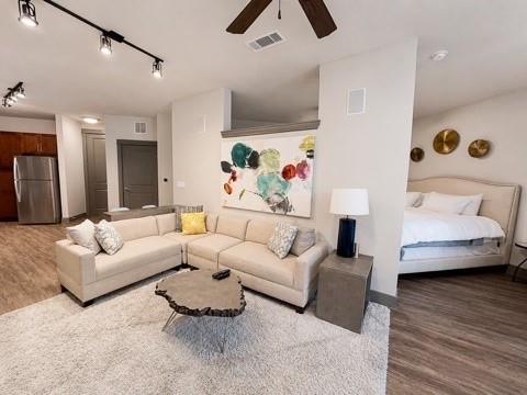 Photo of 2910 Milam St Street #1421, Houston, TX 77006 (MLS # 98672480)