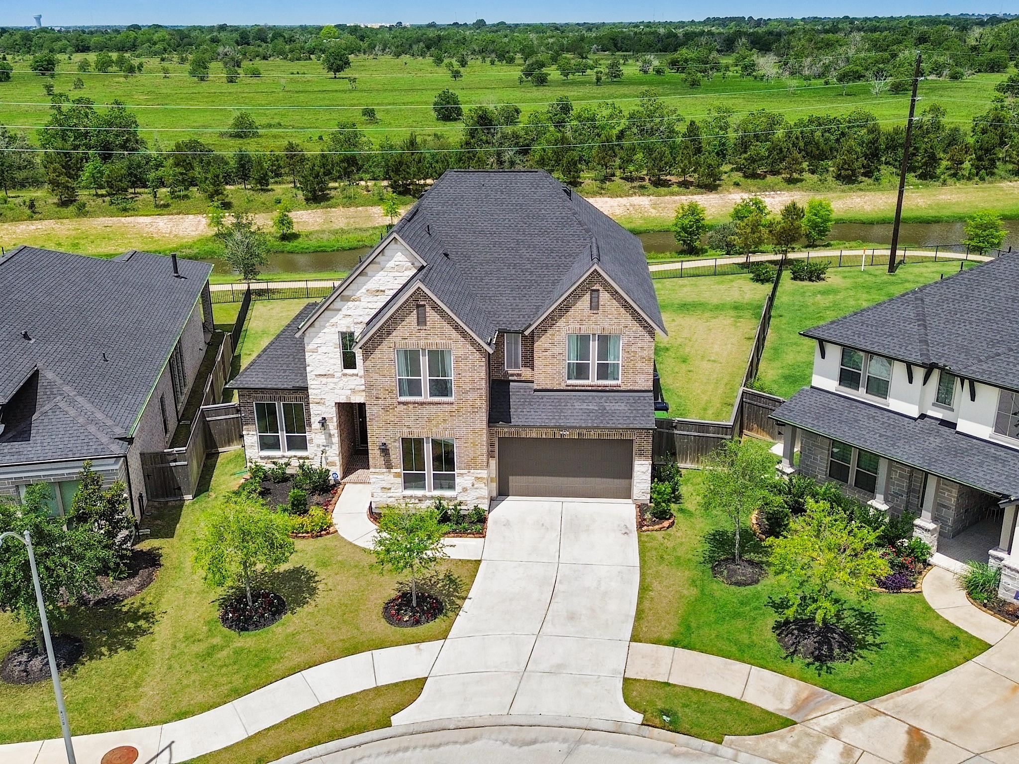 5802 Emerald Ranch Lane