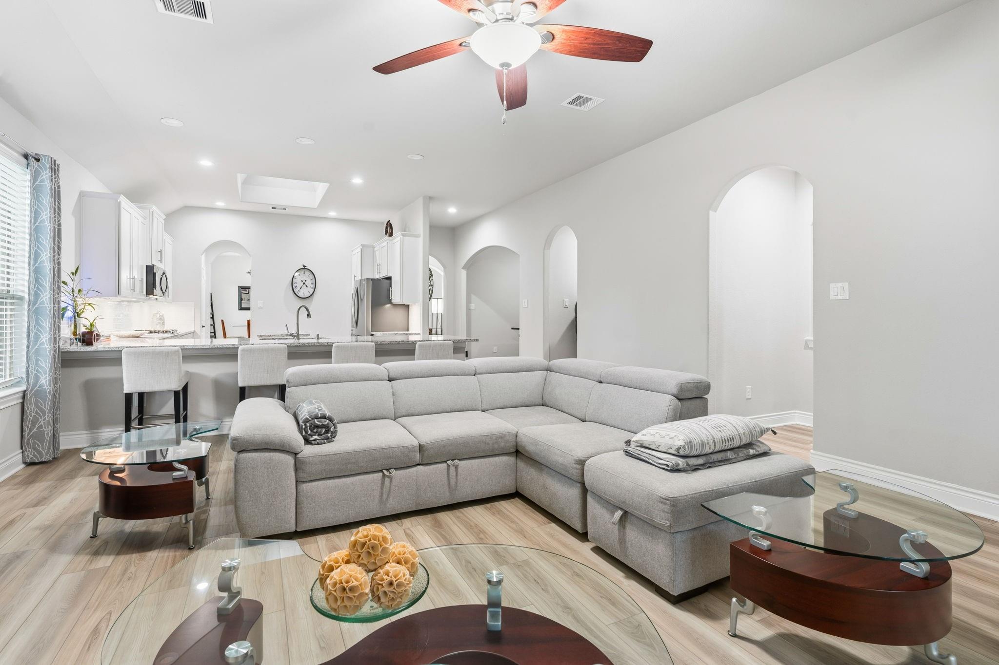 11041 Shadow View Drive