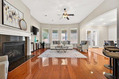 4518 Beacon View Court Sugar Land TX 77479