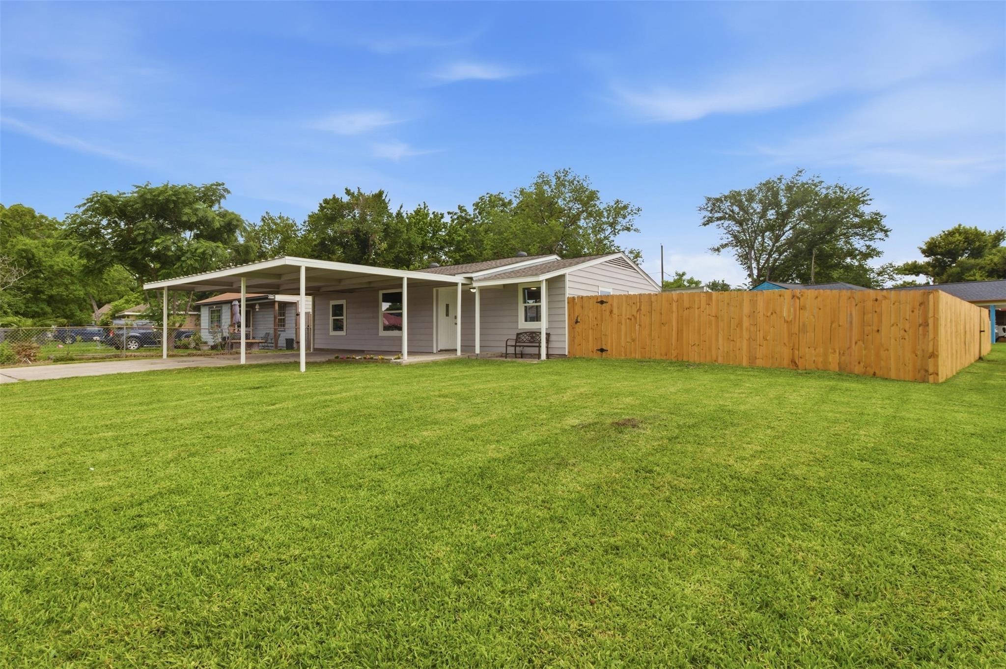 2307 Windsor Lane
