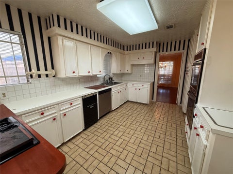 Photo of 4915 Apollo Street, Houston, TX 77018 (MLS # 7136504)