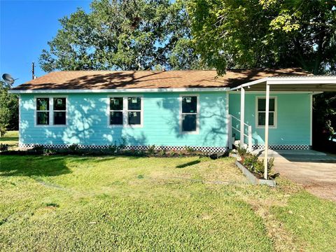 Photo of 3114 Ridgefield Road, La Porte, TX 77571 (MLS # 61238006) Photo of 3114 Ridgefield Road, La Porte, TX 77571 (MLS # 61238006)