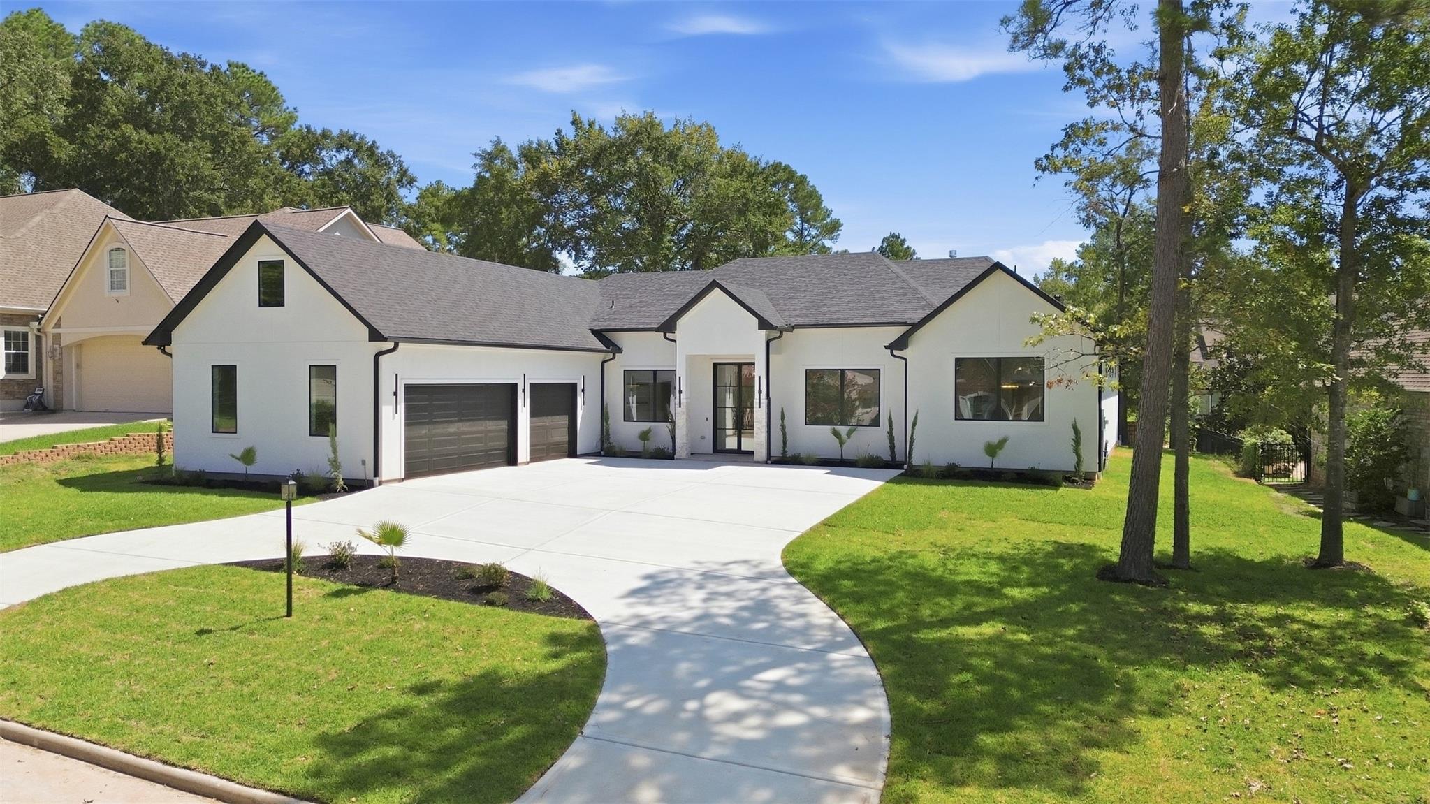 339 W Shore Lane