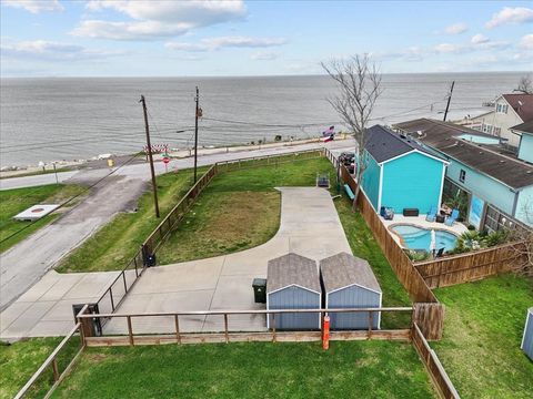 Vacant Land For Sale - 4402 Boulevard Street<br/> Bacliff, TX 77518