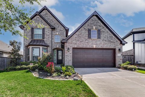 Photo of 30711 Thicket Court, Fulshear, TX 77441 (MLS # 67720933)