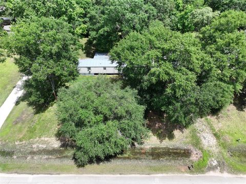Photo of 214 Cr 2800, Cleveland, TX 77327 (MLS # 85613916)