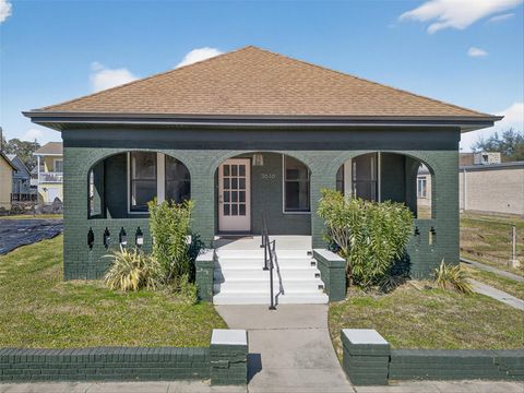 Photo of 3616 Avenue L, Galveston, TX 77550 (MLS # 19671028)