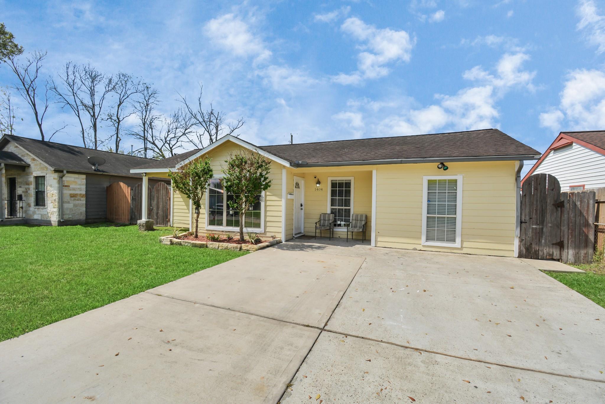 1404 Briarwood Drive