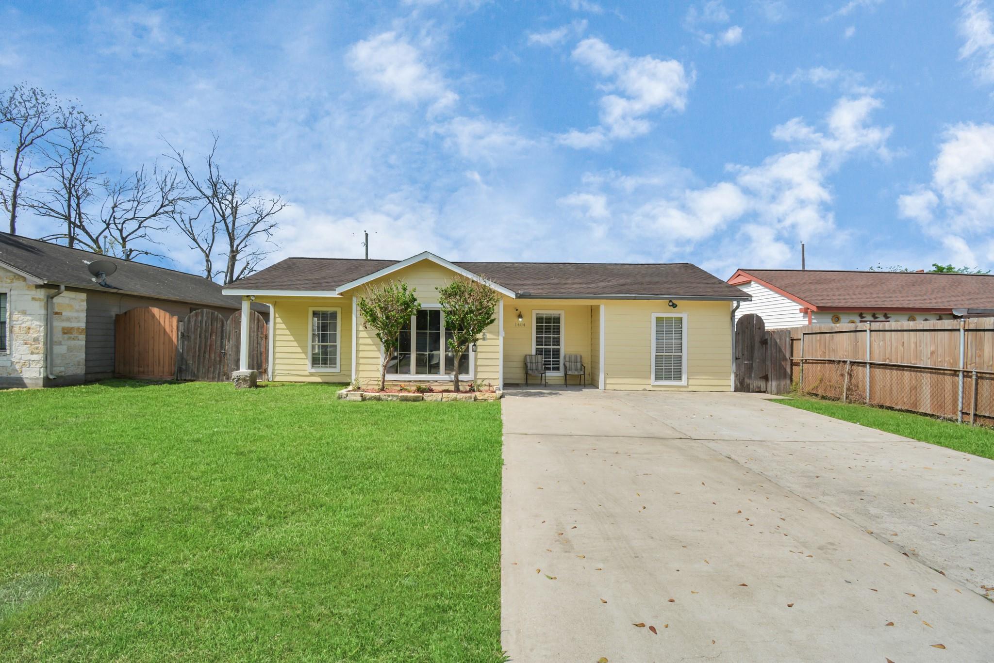 1404 Briarwood Drive